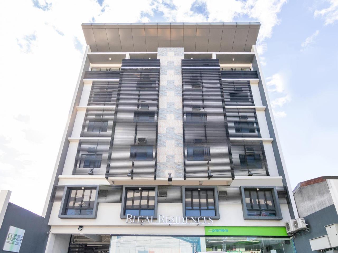 โอโย 136 รีกัล เรสซิเดนซ์ Hotel เกซอนซิตี้ ภายนอก รูปภาพ